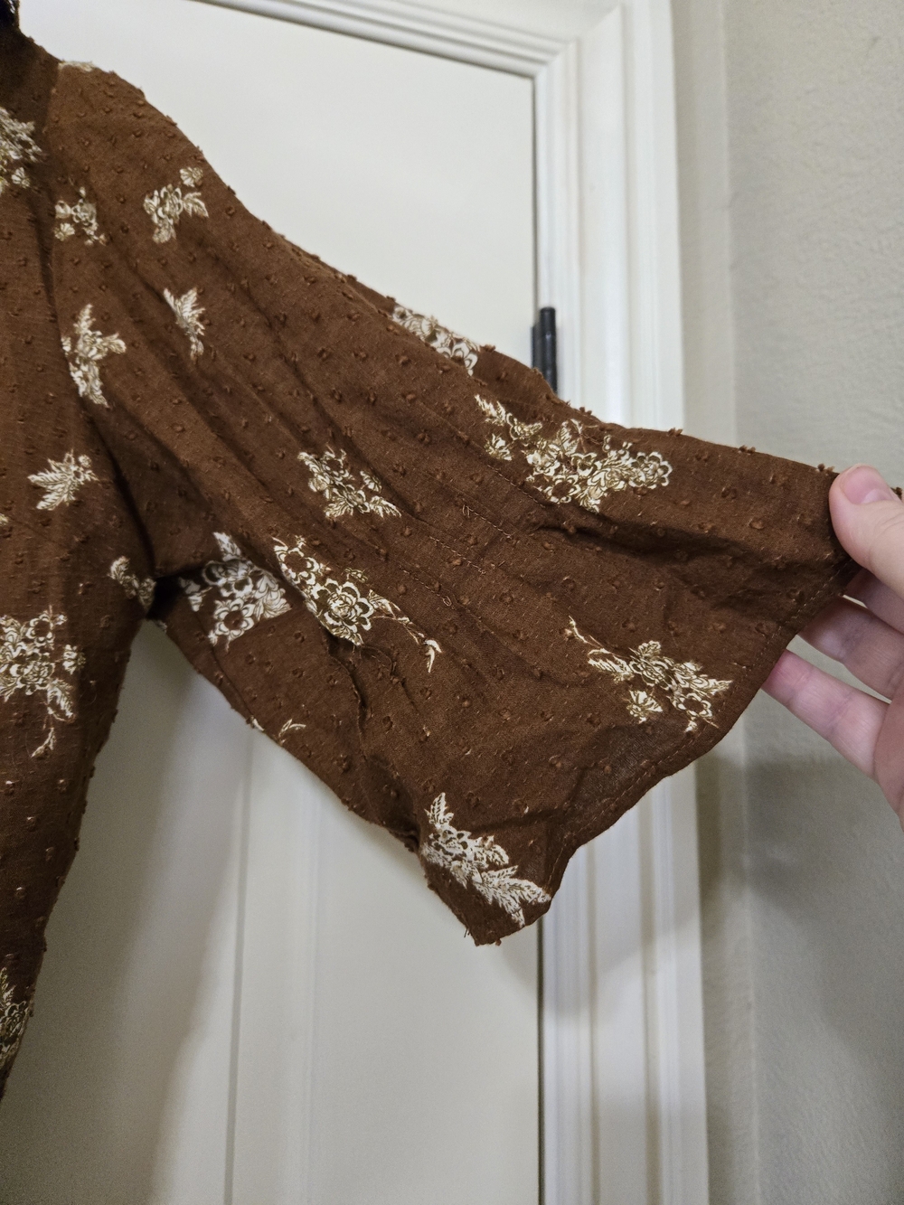 Ultra Pink 100% Cotton Brown Floral Ruffle Blouse - Picture 4 of 9